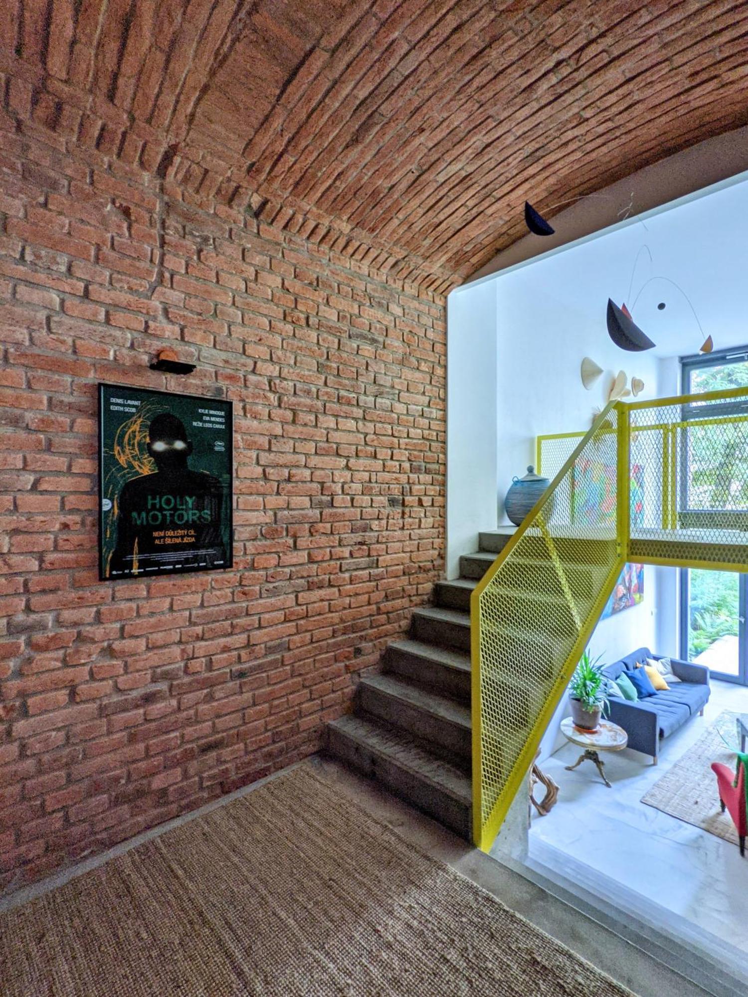 Romantic And Atypical Apartments In Prague'S Montmartre ภายนอก รูปภาพ